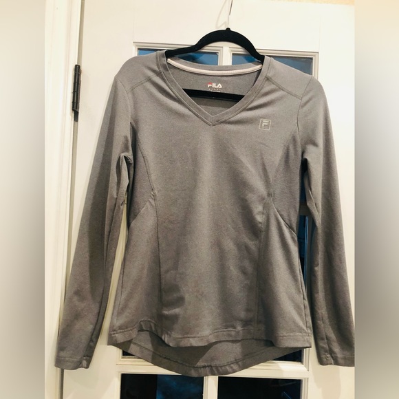 Women’s grey work out shirt - Picture 1 of 4